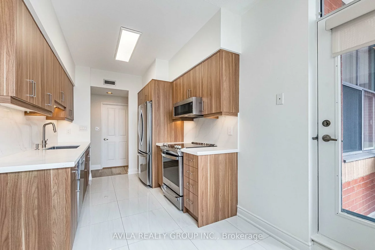 2199, Sixth, 1015 - RO River Oaks, Oakville