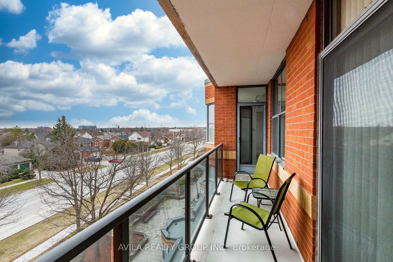 2199, Sixth, 1015 - RO River Oaks, Oakville