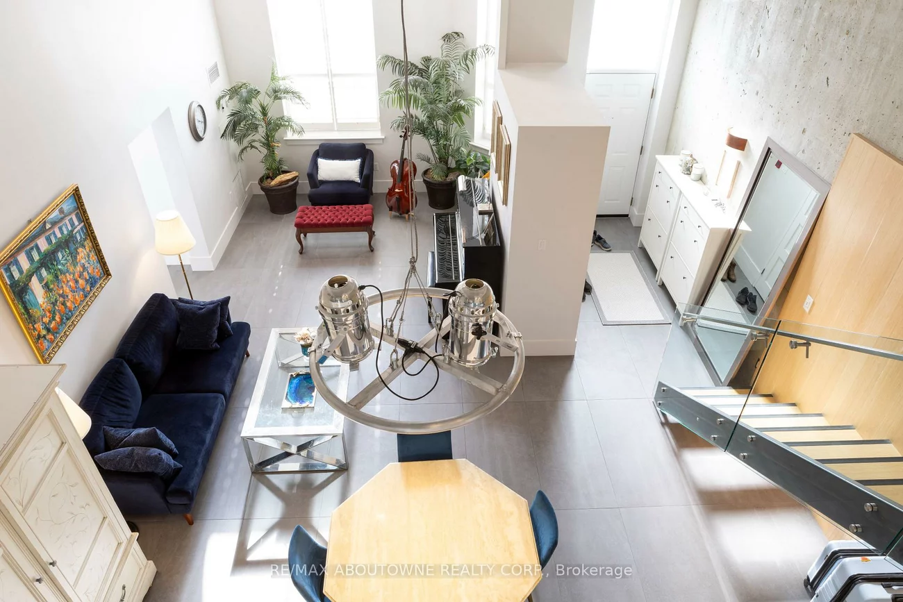 221, Robinson, 1013 - OO Old Oakville, Oakville