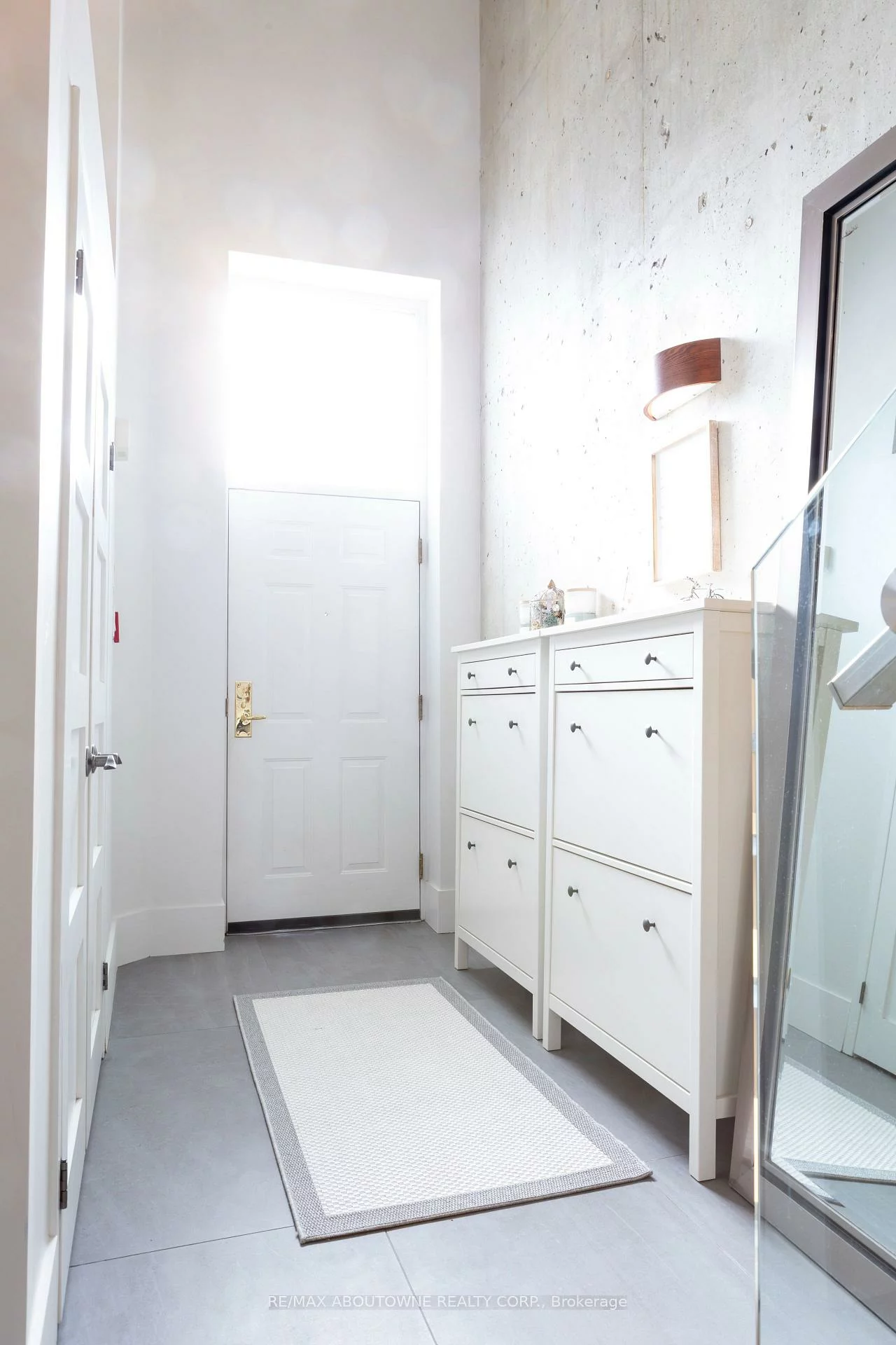 221, Robinson, 1013 - OO Old Oakville, Oakville