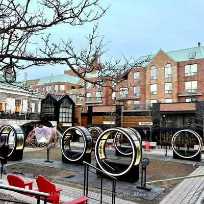 221, Robinson, 1013 - OO Old Oakville, Oakville