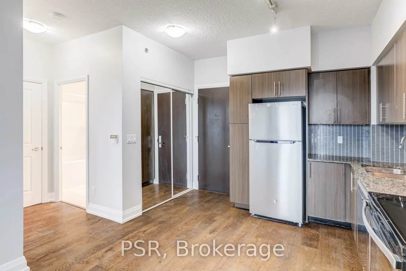 65, Speers, 1002 - CO Central, Oakville