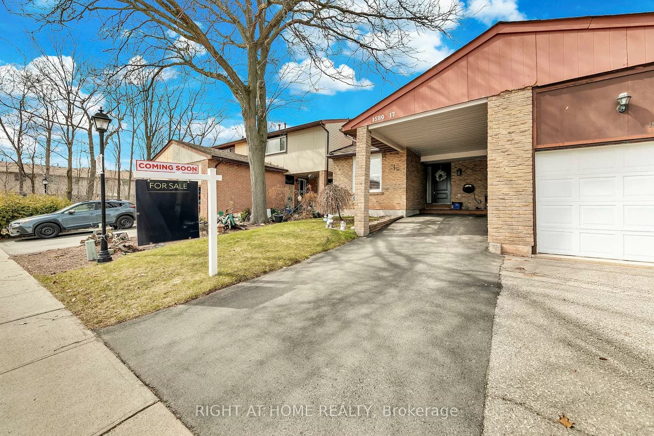 1580, Lancaster, 1005 - FA Falgarwood, Oakville