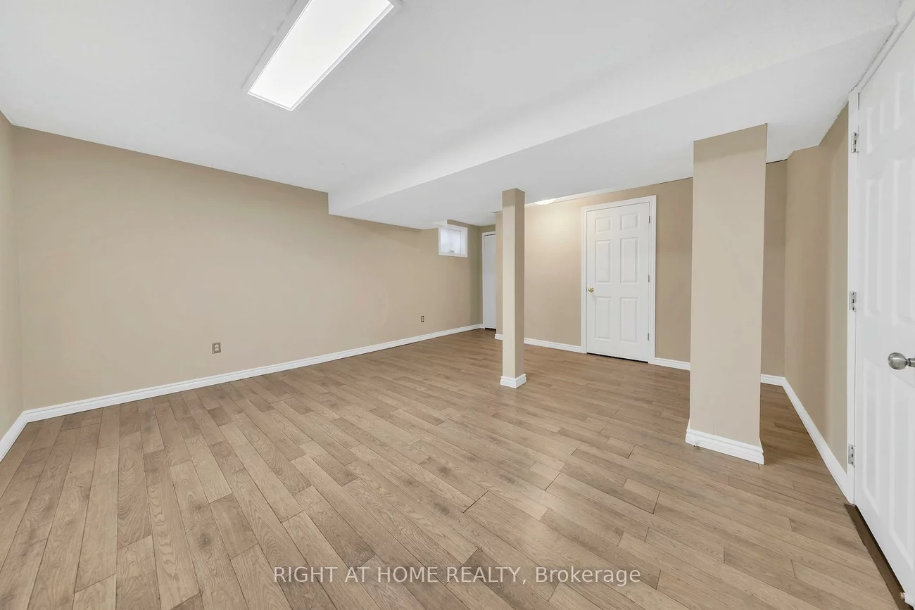 1580, Lancaster, 1005 - FA Falgarwood, Oakville