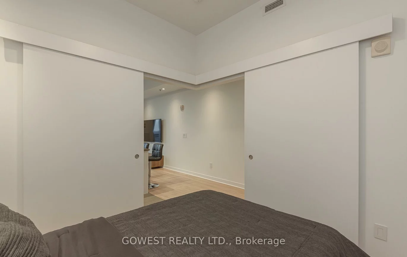 2490, Old Bronte, 1019 - WM Westmount, Oakville