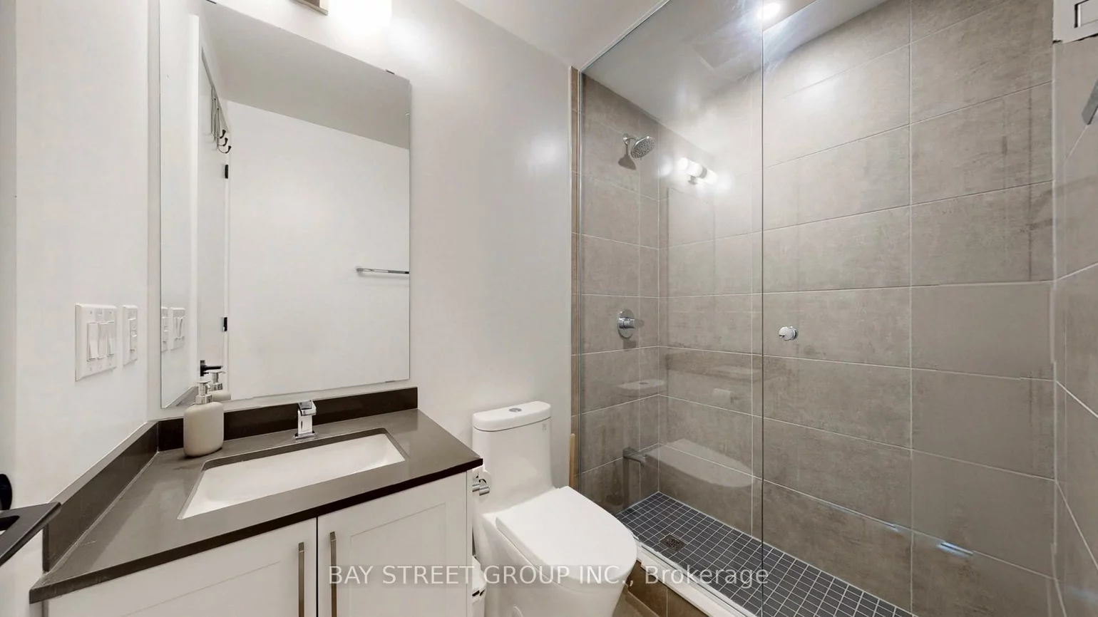 2450, Old Bronte, 1019 - WM Westmount, Oakville