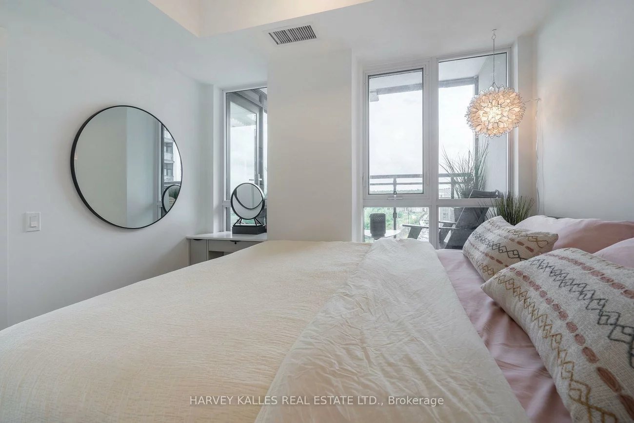 405, Dundas, 1008 - GO Glenorchy, Oakville