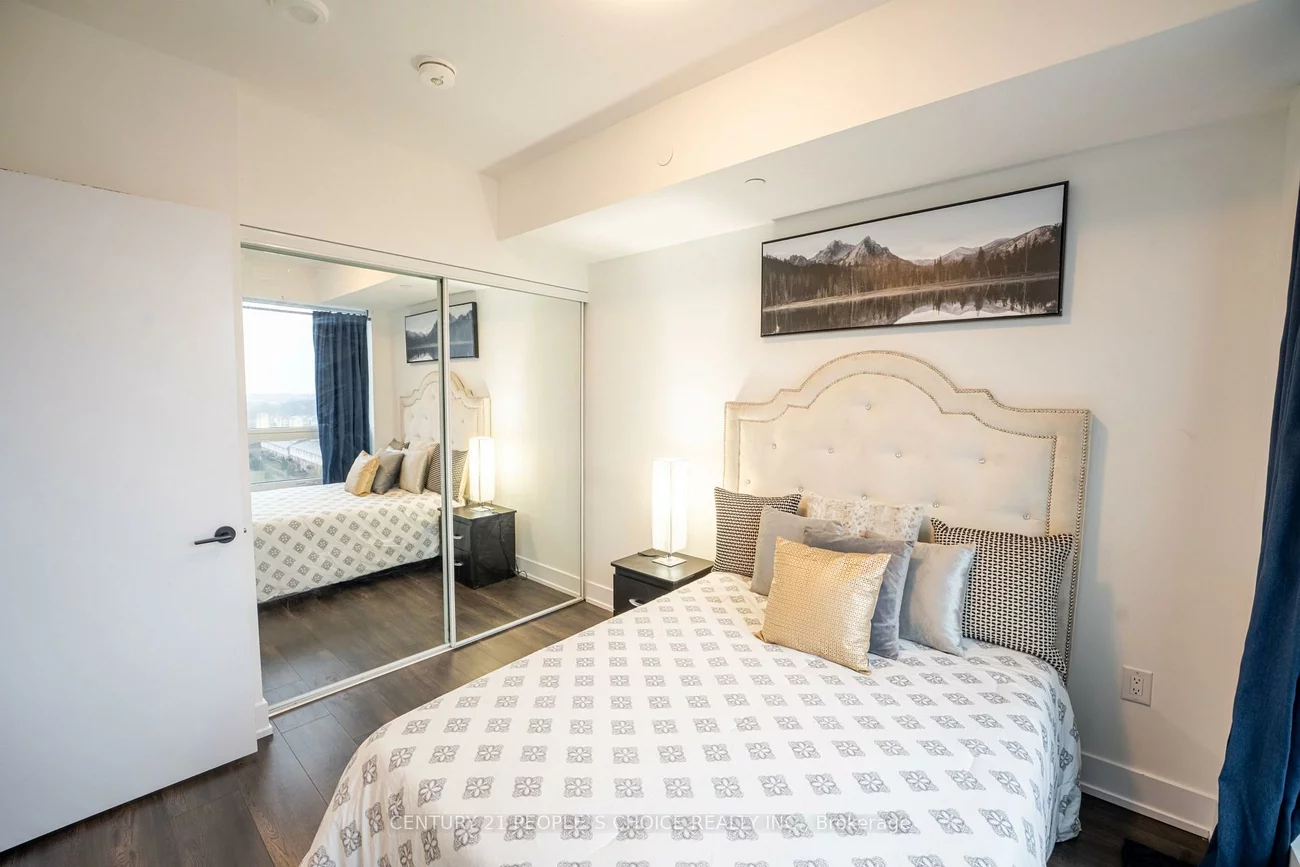 2450, Old Bronte, 1019 - WM Westmount, Oakville