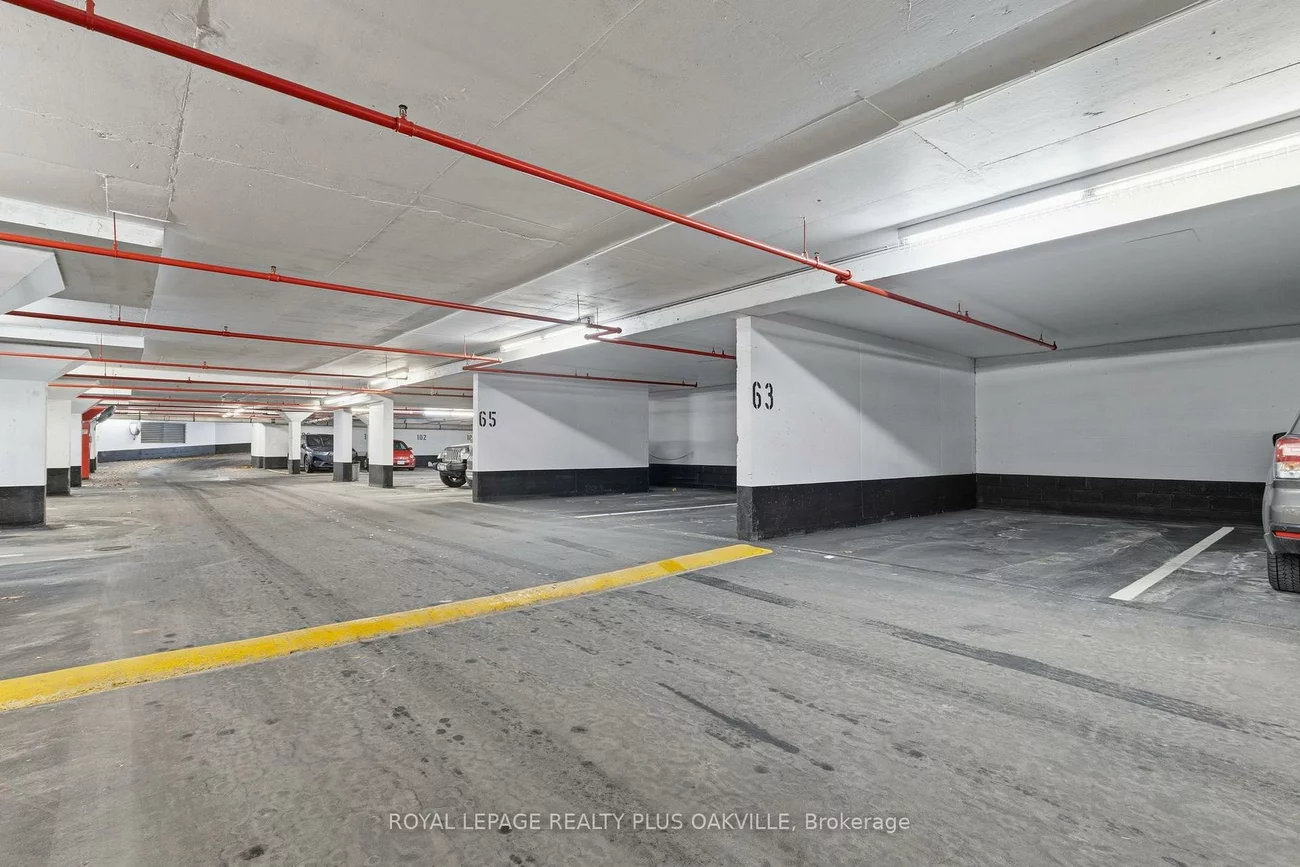 2511, Lakeshore, 1001 - BR Bronte, Oakville