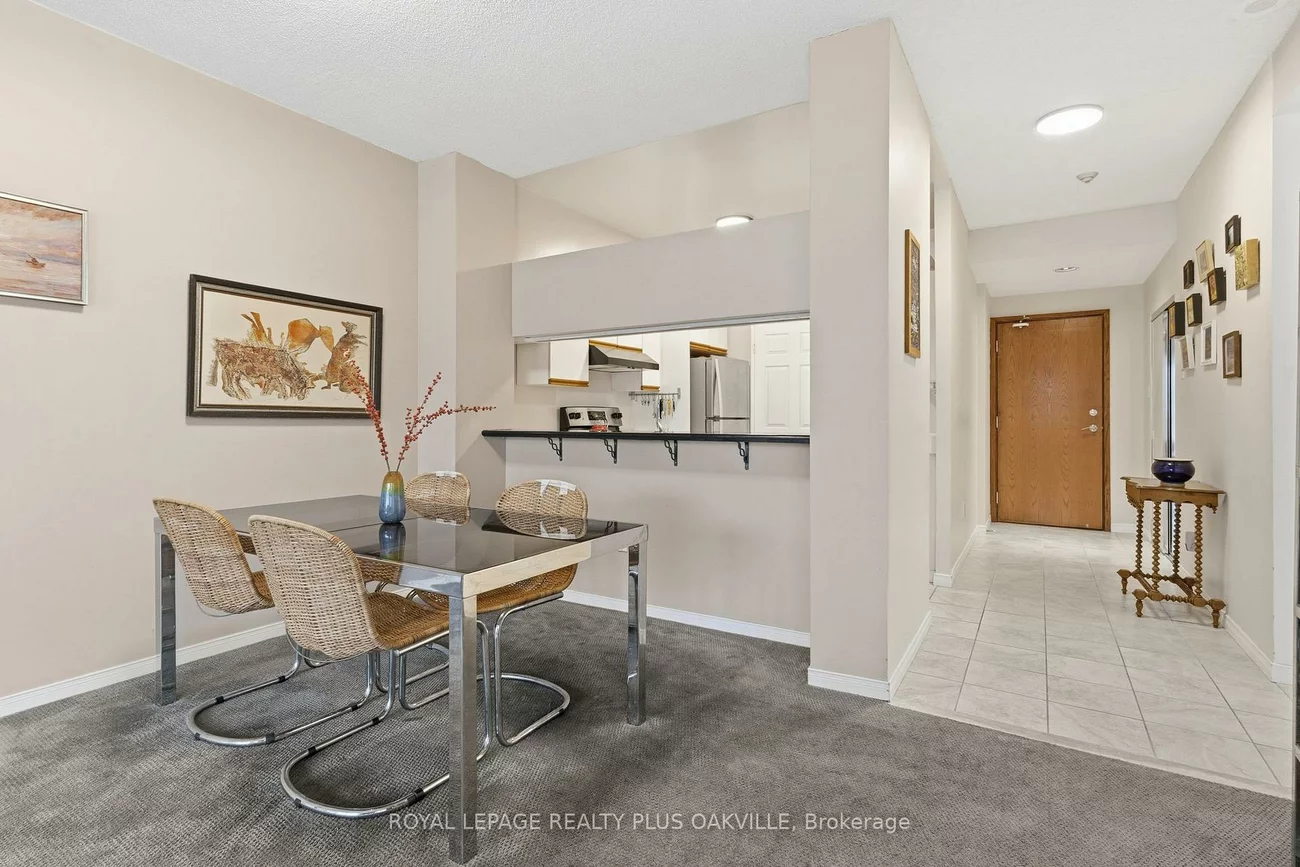 2511, Lakeshore, 1001 - BR Bronte, Oakville