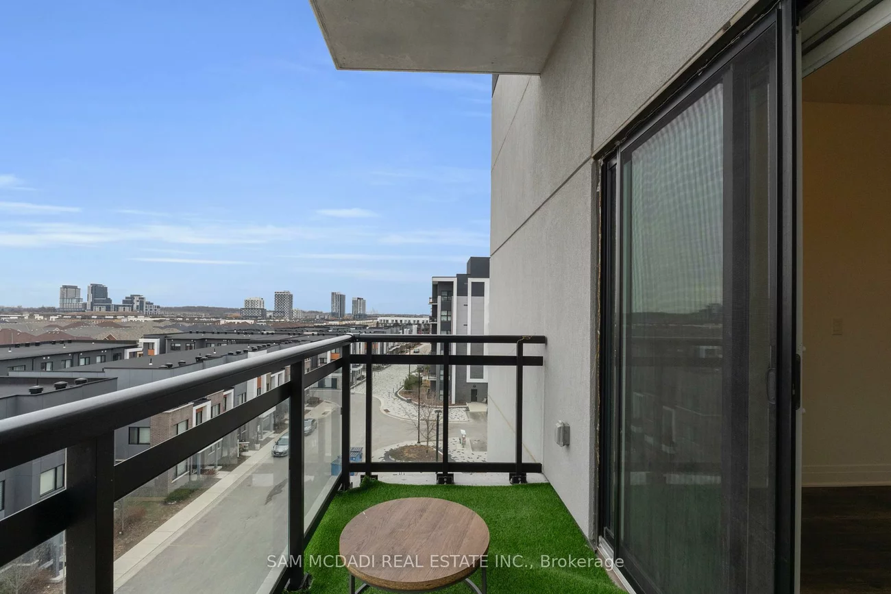 102, Grovewood, 1008 - GO Glenorchy, Oakville