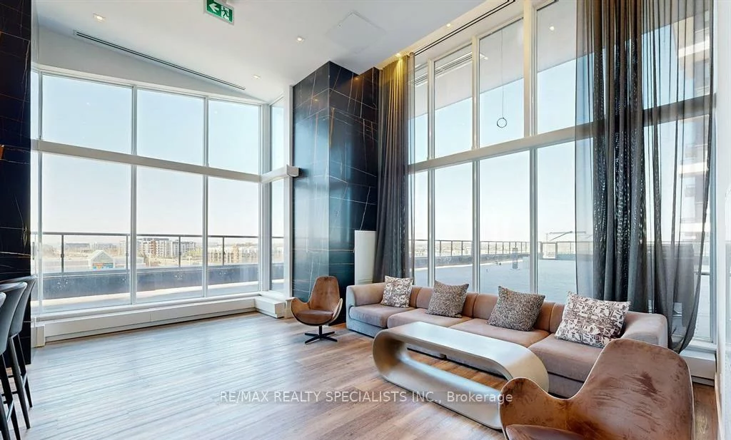 2489, Taunton, 1015 - RO River Oaks, Oakville