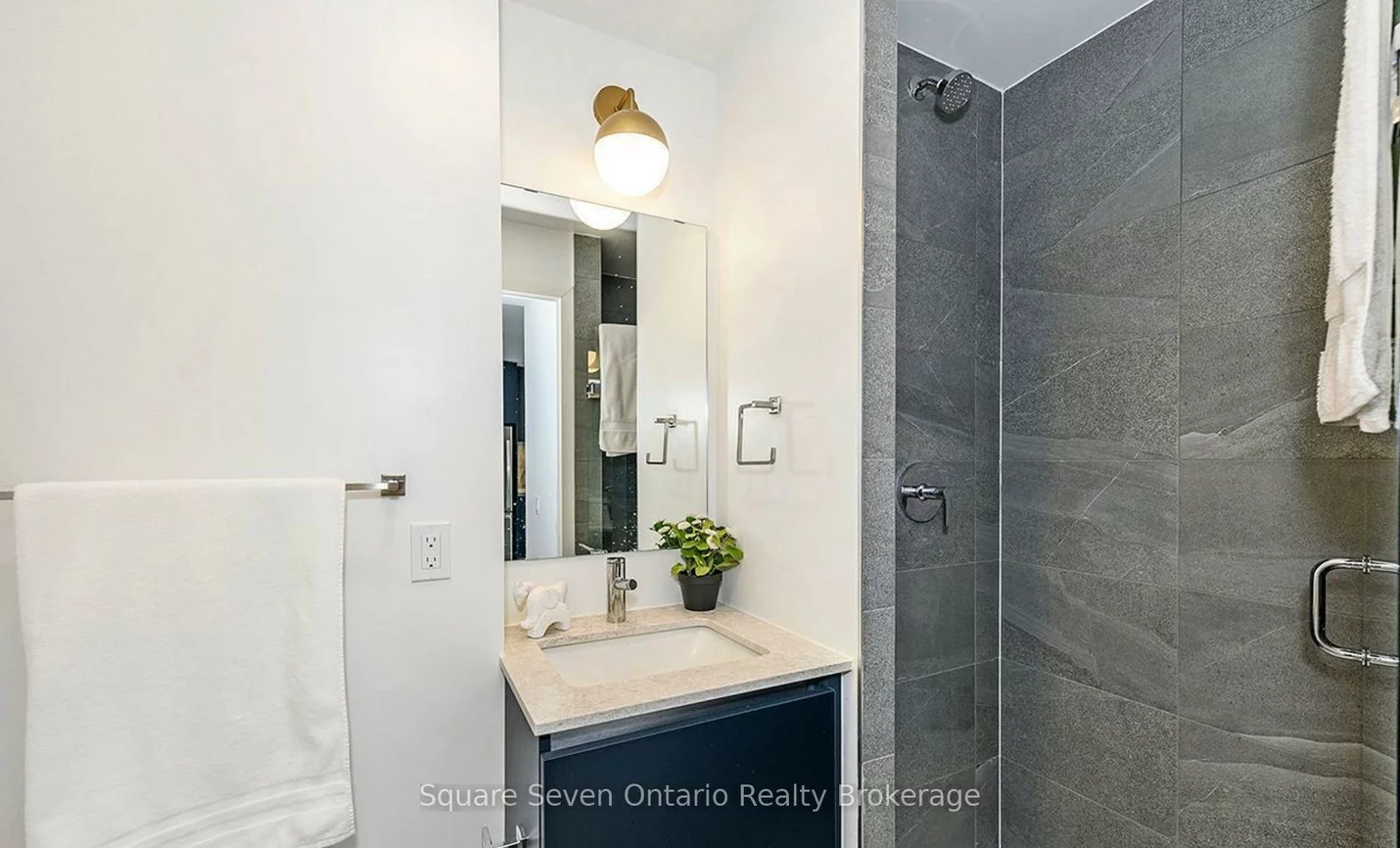 395, Dundas, 1008 - GO Glenorchy, Oakville