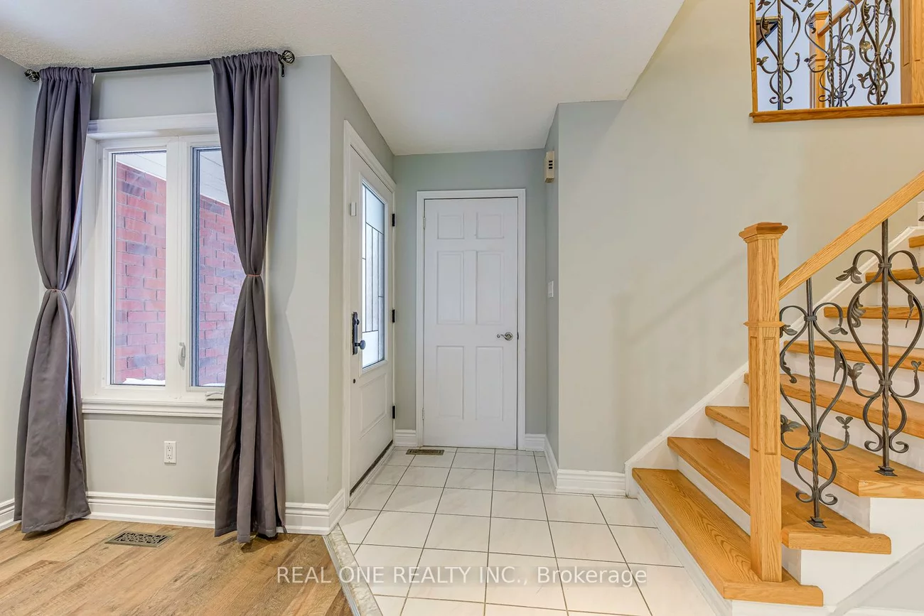 2006, Glenada, 1018 - WC Wedgewood Creek, Oakville