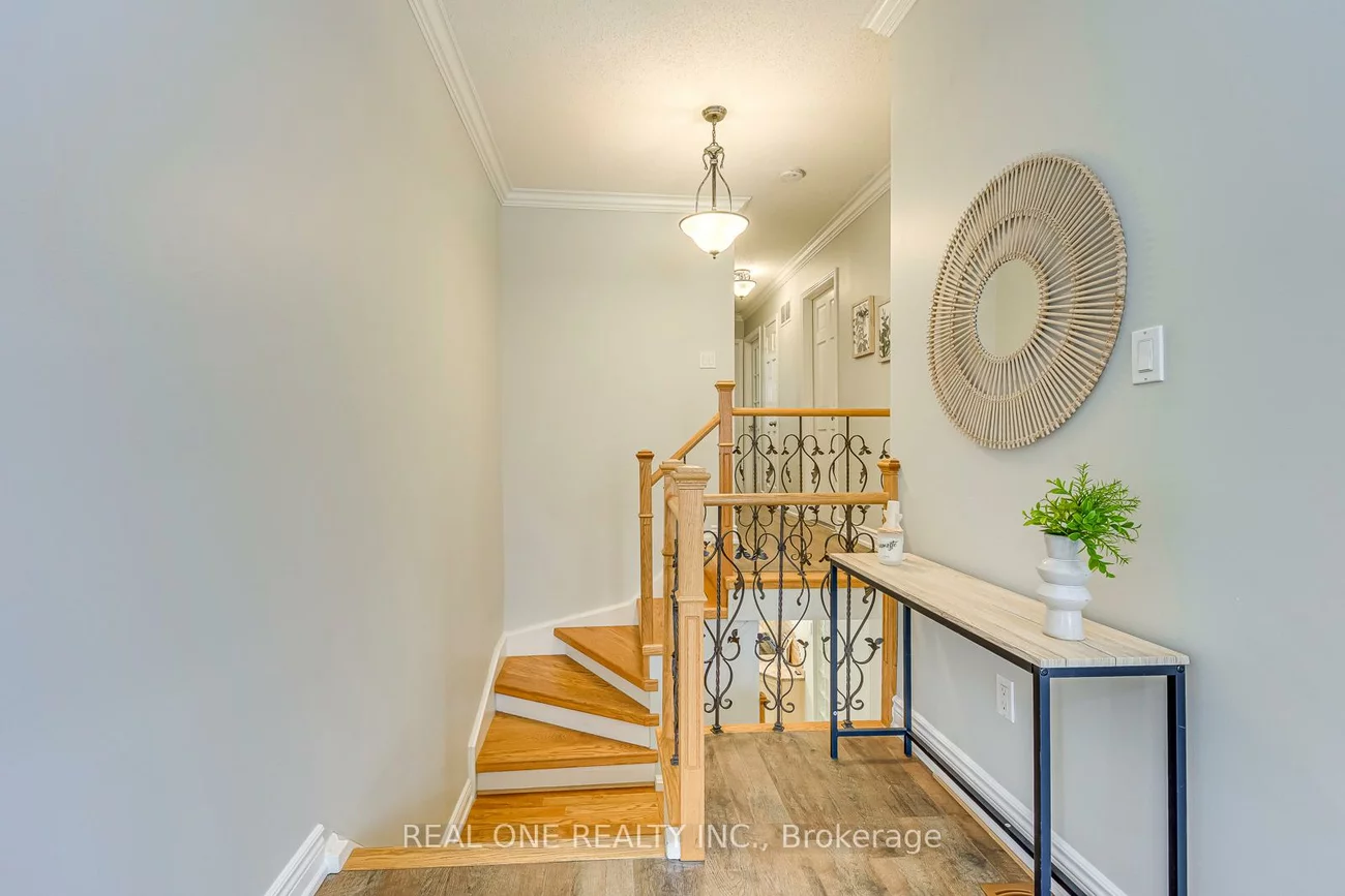 2006, Glenada, 1018 - WC Wedgewood Creek, Oakville