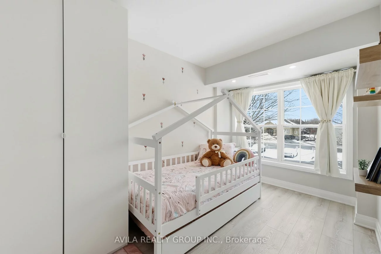 1460, Bishops, 1007 - GA Glen Abbey, Oakville