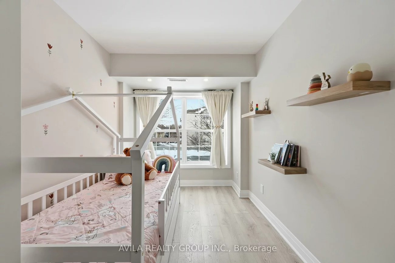 1460, Bishops, 1007 - GA Glen Abbey, Oakville