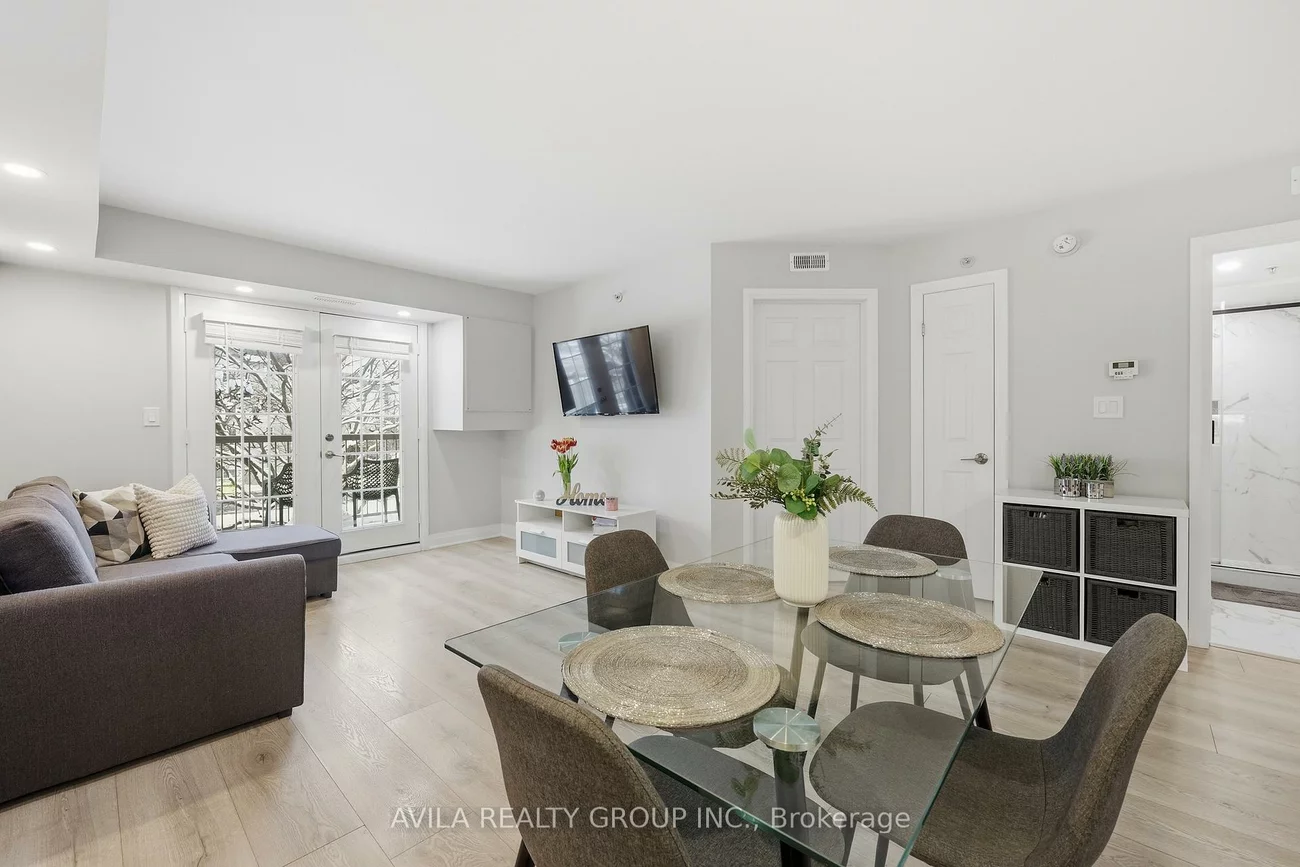 1460, Bishops, 1007 - GA Glen Abbey, Oakville