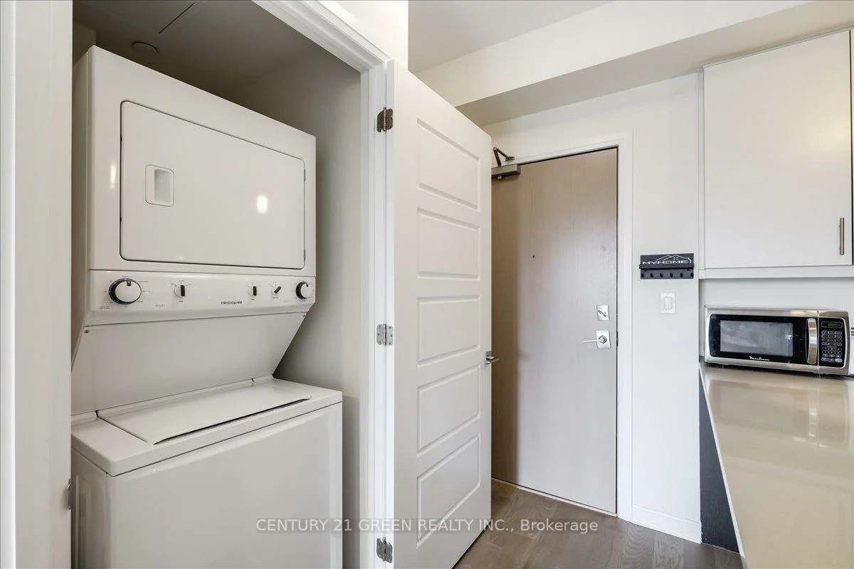 3028, Creekshore, 1008 - GO Glenorchy, Oakville