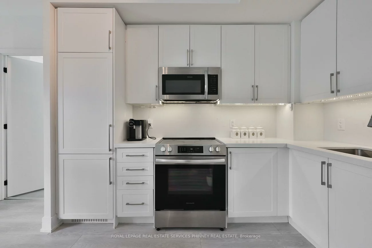 2450, Old Bronte, 1019 - WM Westmount, Oakville