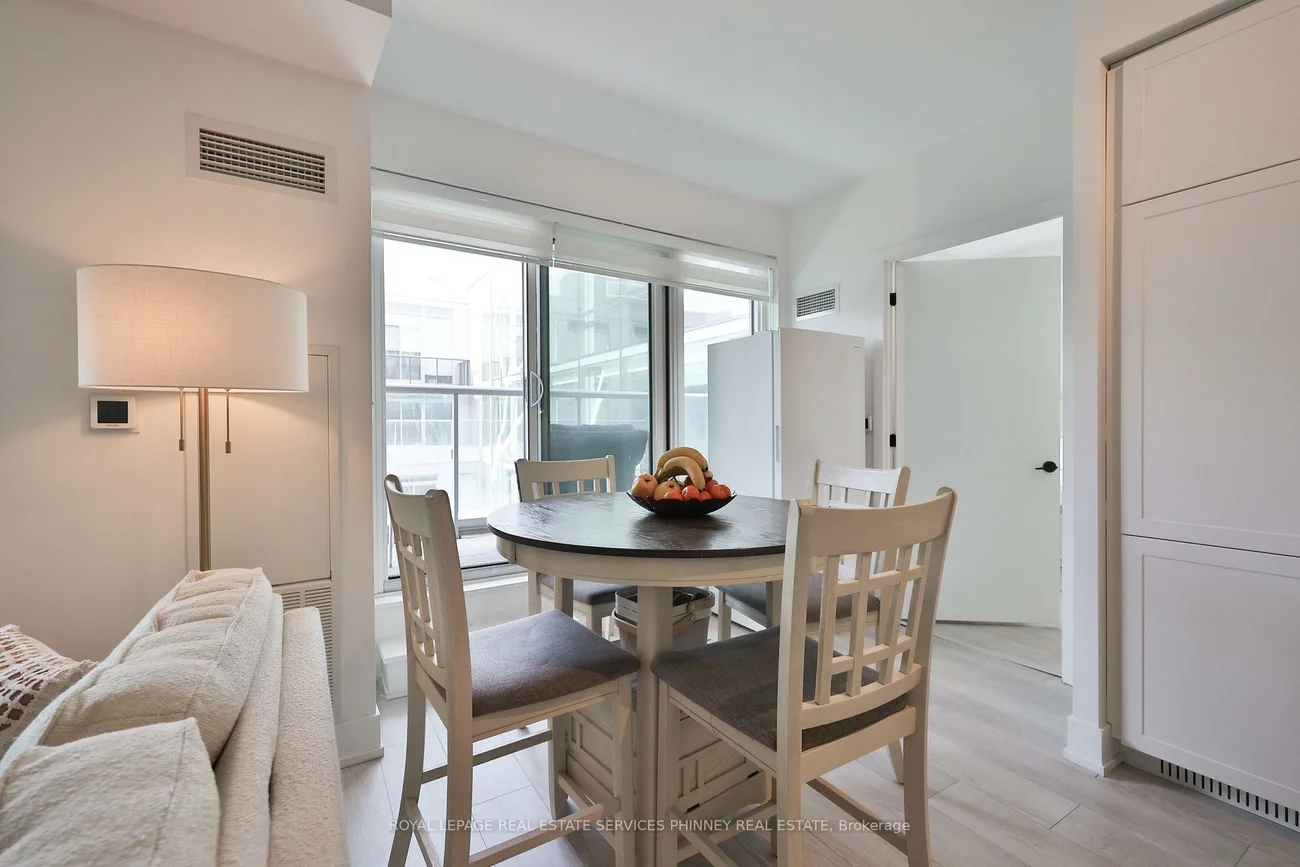 2450, Old Bronte, 1019 - WM Westmount, Oakville