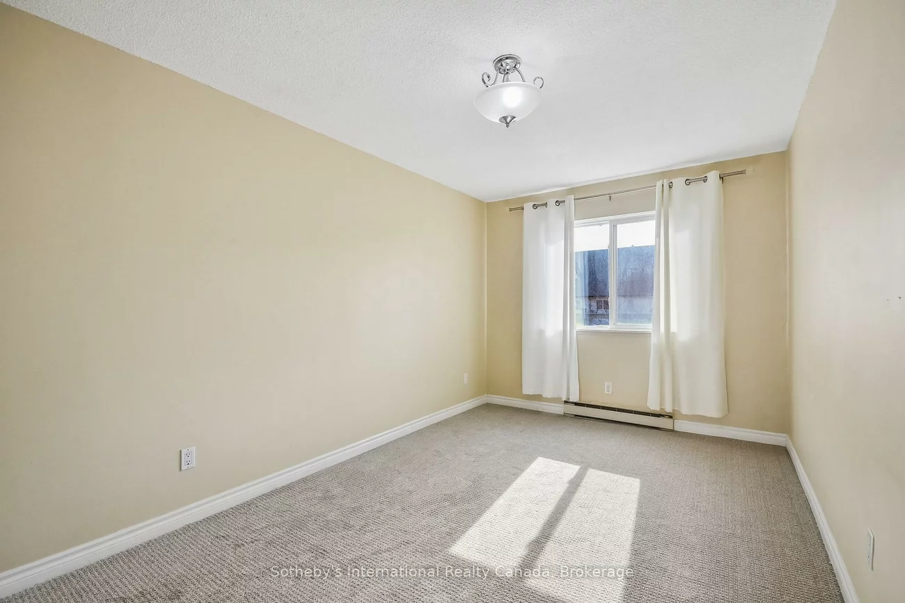 1450, Glen Abbey, 1007 - GA Glen Abbey, Oakville