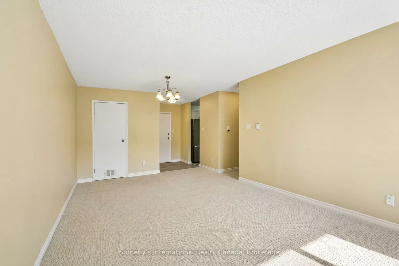 1450, Glen Abbey, 1007 - GA Glen Abbey, Oakville