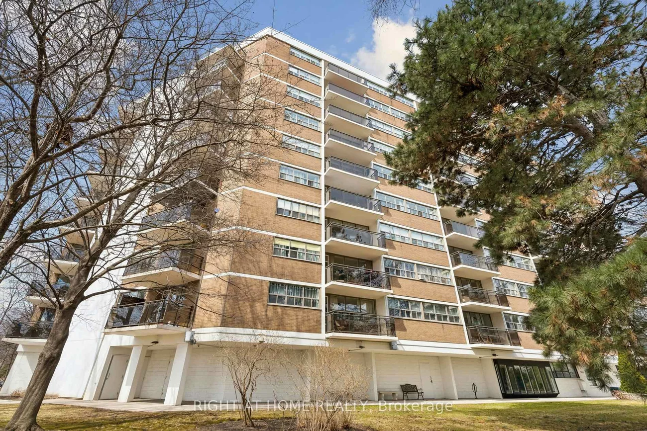 212, Kerr, 1002 - CO Central, Oakville