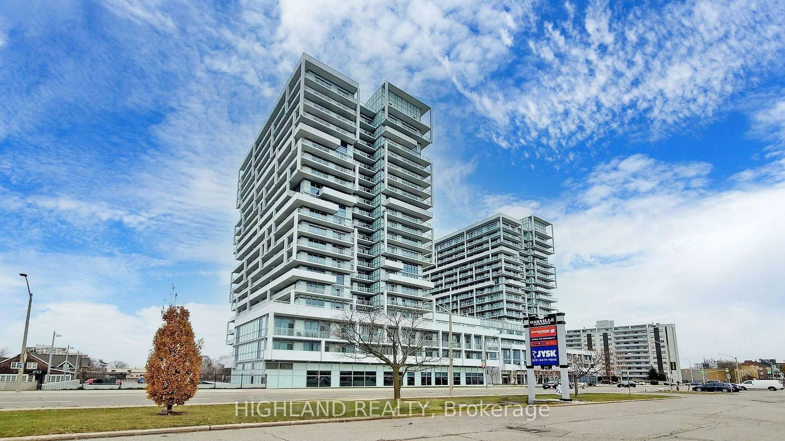 55, Speers, 1002 - CO Central, Oakville