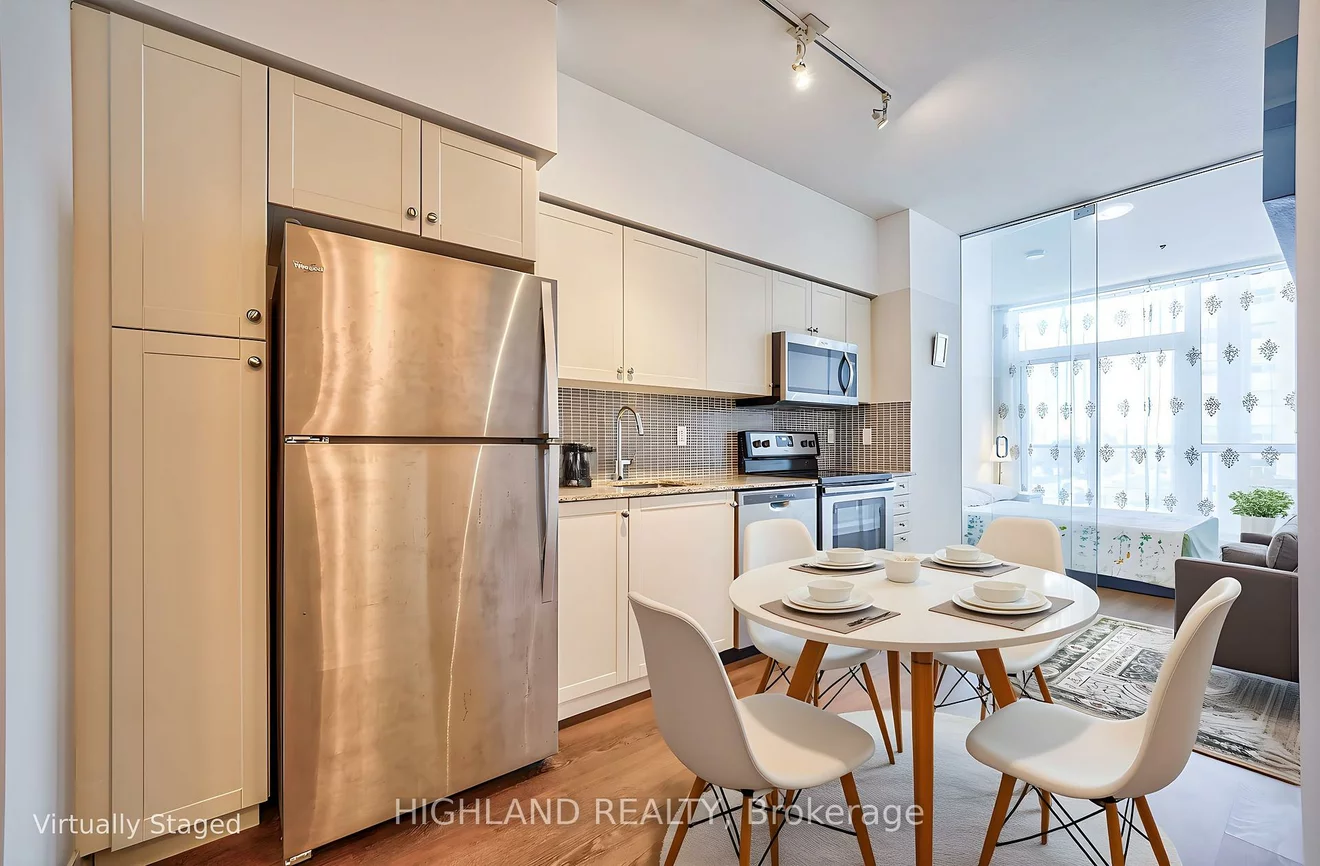 55, Speers, 1002 - CO Central, Oakville