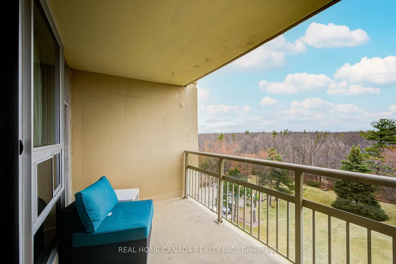 1359, White Oaks, 1005 - FA Falgarwood, Oakville