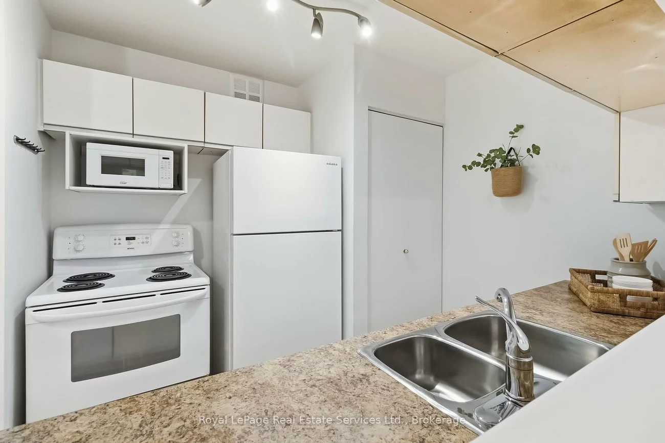 1450, Glen Abbey, 1007 - GA Glen Abbey, Oakville