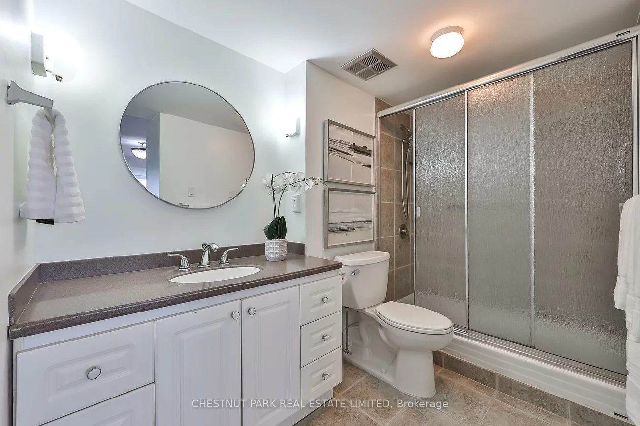 2185, Marine, 1001 - BR Bronte, Oakville