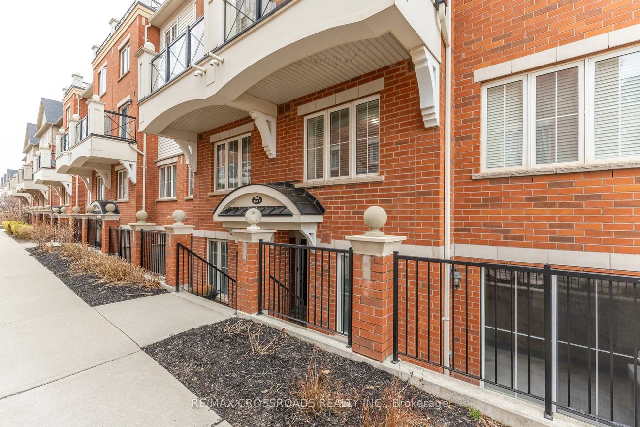 2460, Post, 1015 - RO River Oaks, Oakville