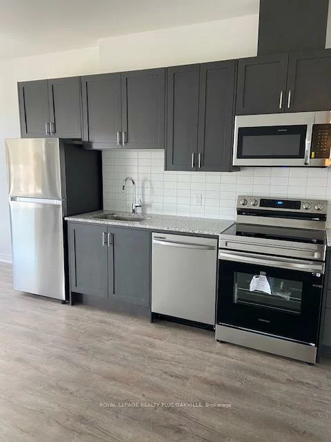 3285, Carding Mill, 1008 - GO Glenorchy, Oakville