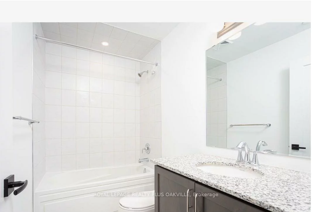 3285, Carding Mill, 1008 - GO Glenorchy, Oakville