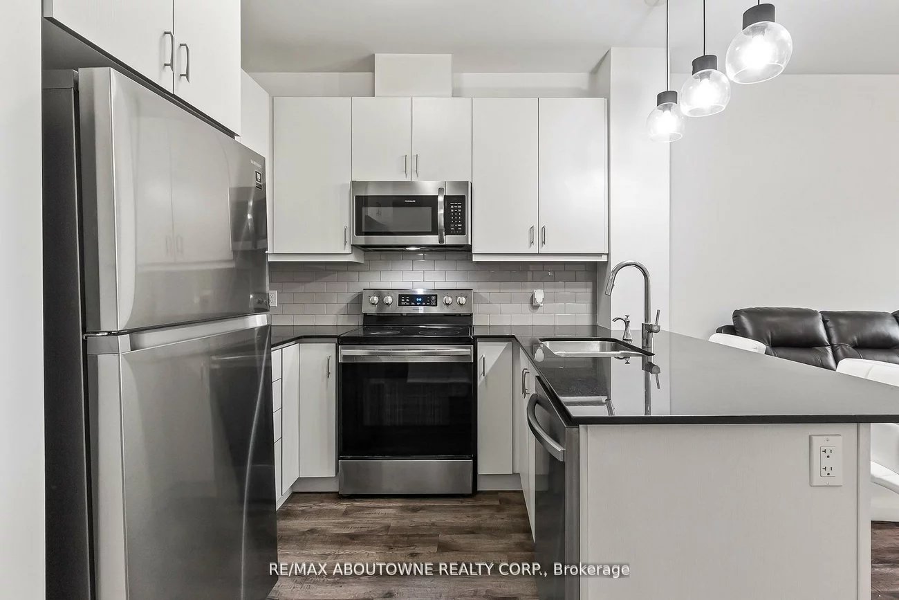 102, Grovewood Common, 1008 - GO Glenorchy, Oakville