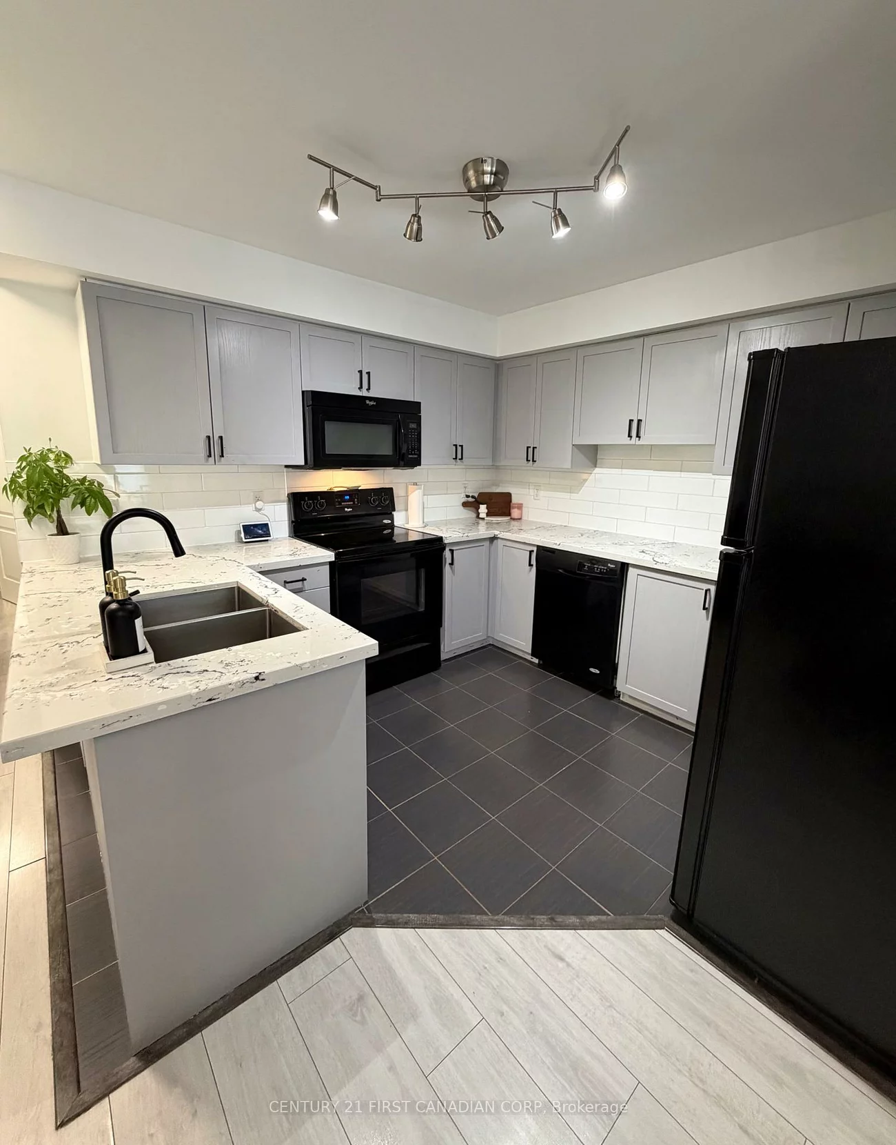 35, Hays, 1015 - RO River Oaks, Oakville