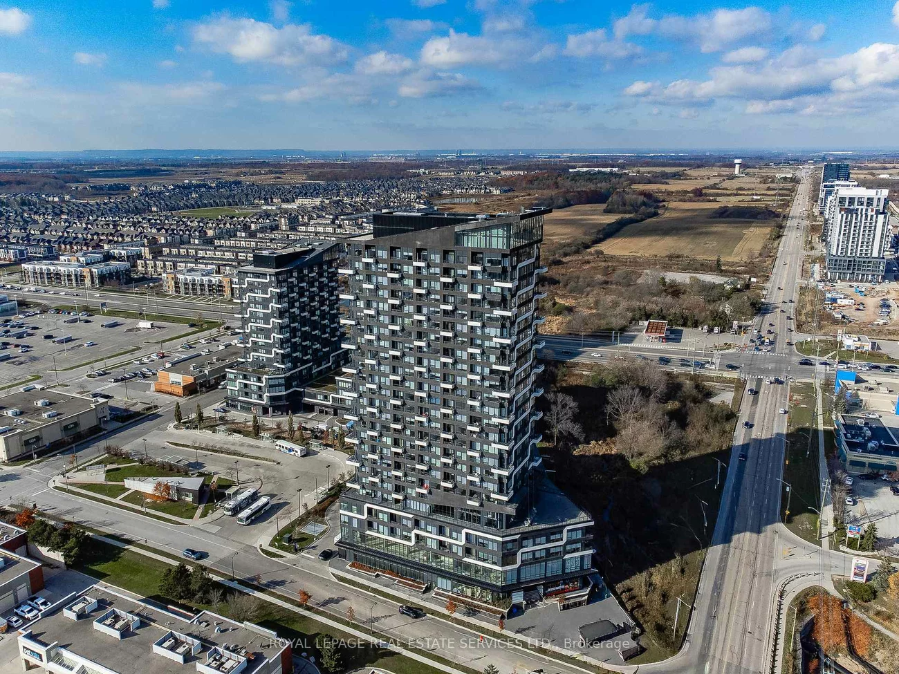 297, Oak Walk, 1015 - RO River Oaks, Oakville