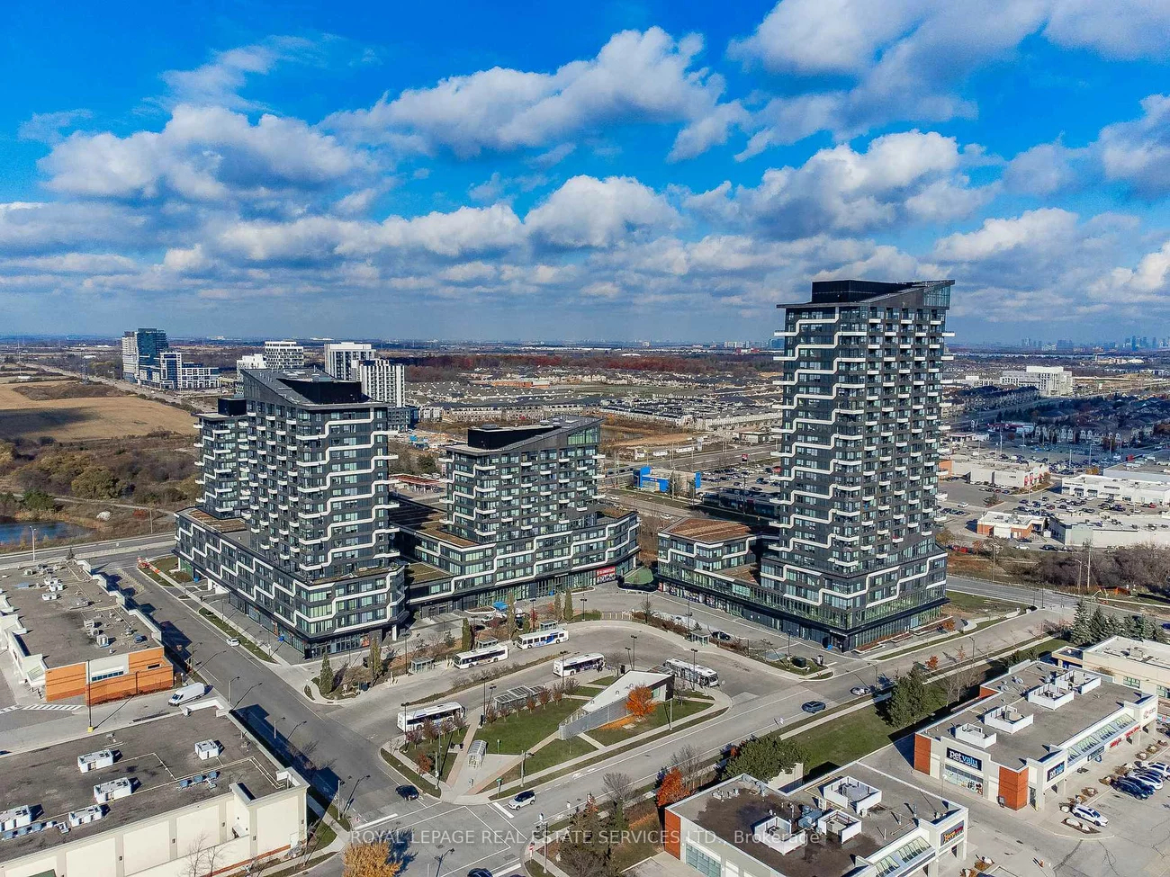 297, Oak Walk, 1015 - RO River Oaks, Oakville