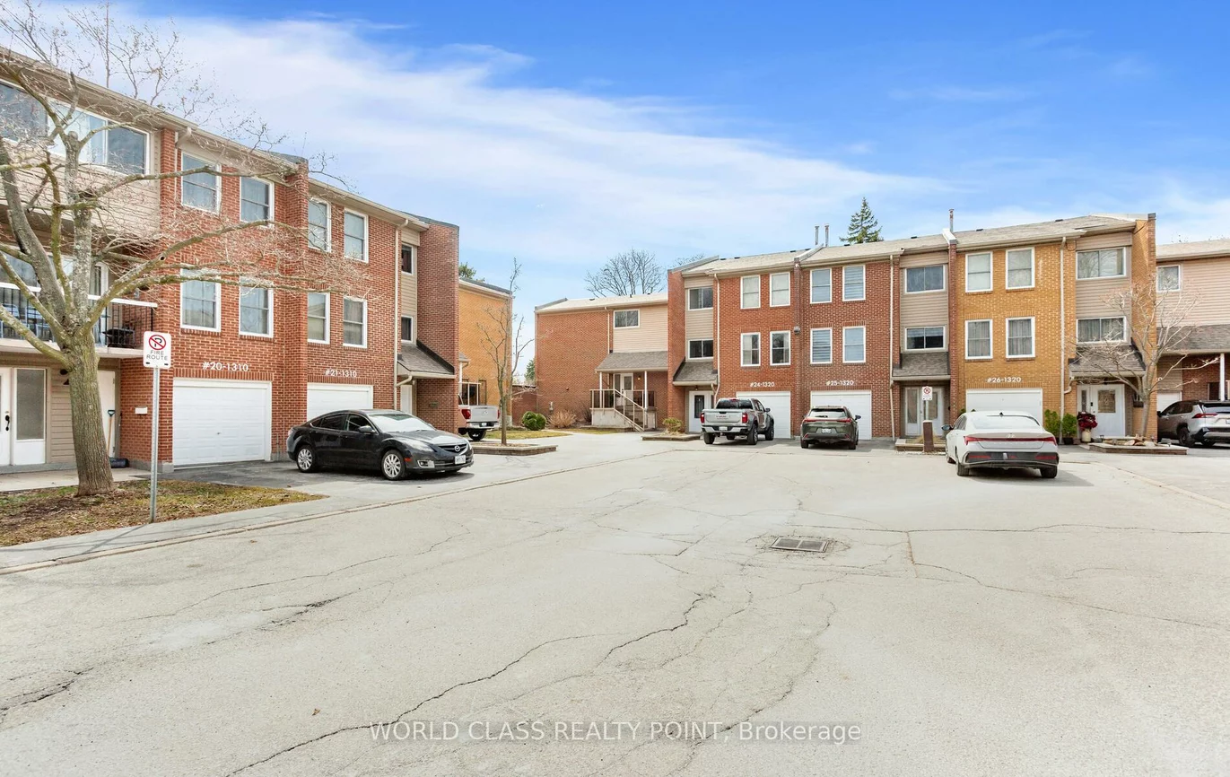 1320, Hampton, 1005 - FA Falgarwood, Oakville