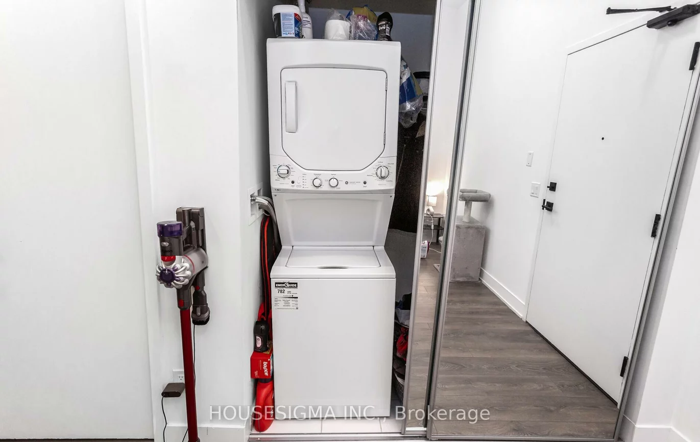 2485, Taunton, 1015 - RO River Oaks, Oakville