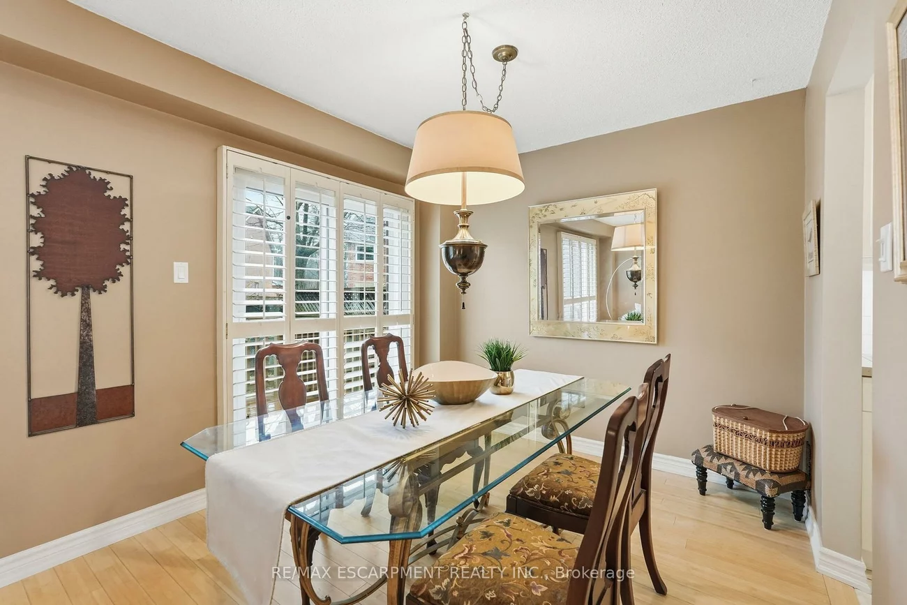 1228, Kirstie, 1003 - CP College Park, Oakville