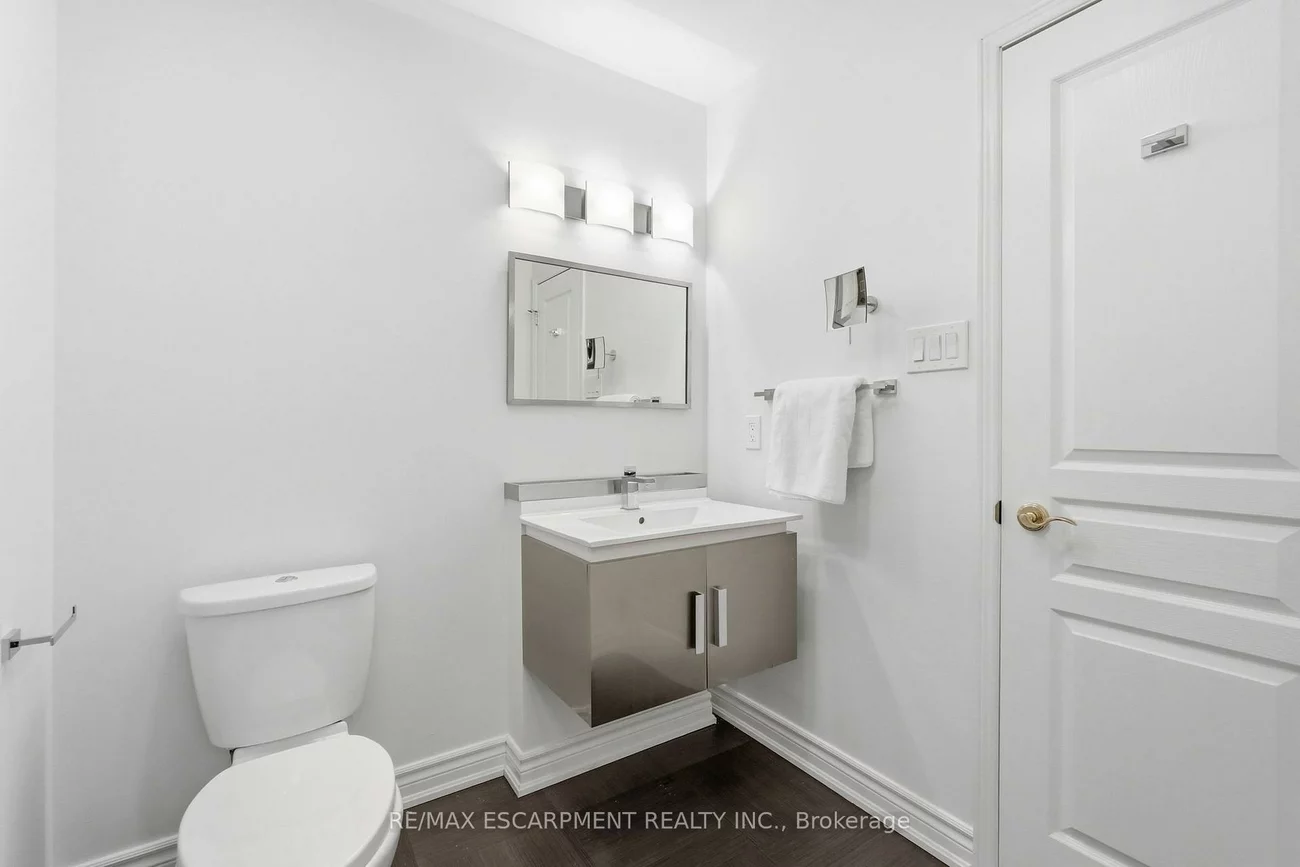 1228, Kirstie, 1003 - CP College Park, Oakville