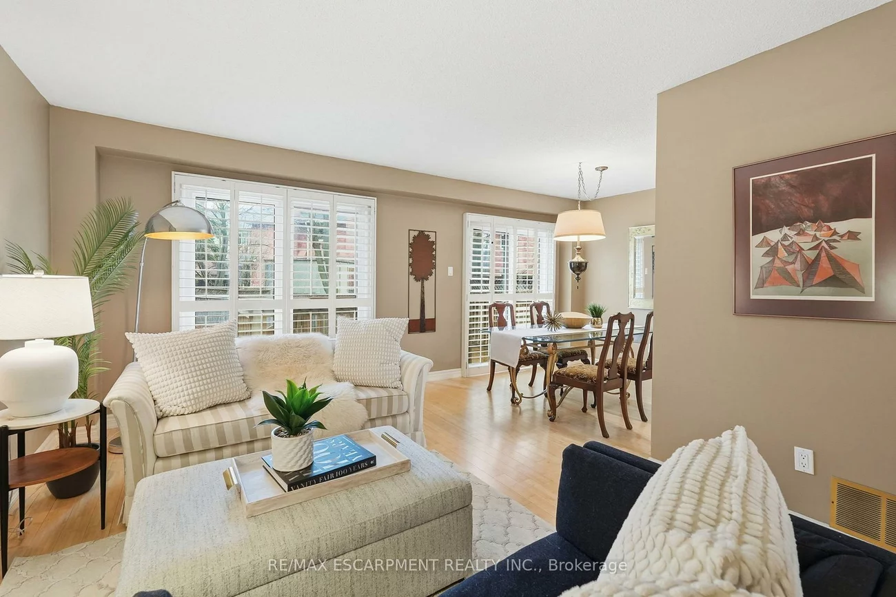 1228, Kirstie, 1003 - CP College Park, Oakville