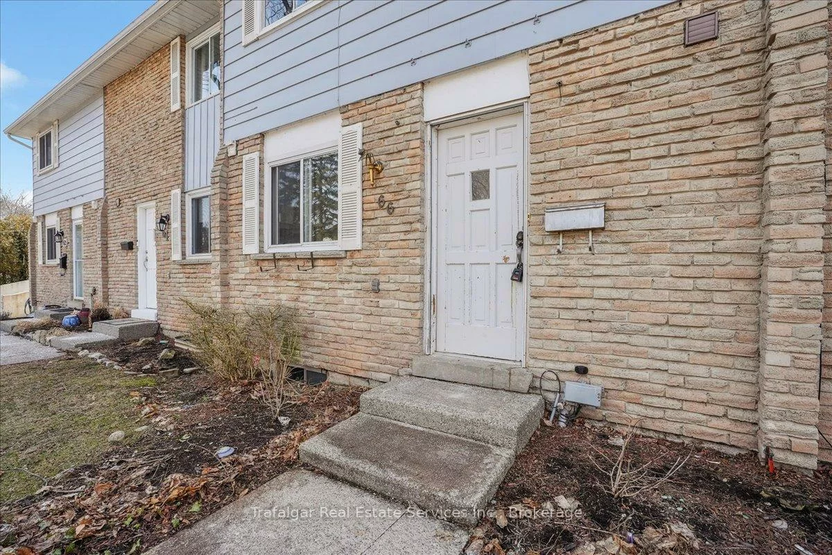 66, Worthington, 1001 - BR Bronte, Oakville