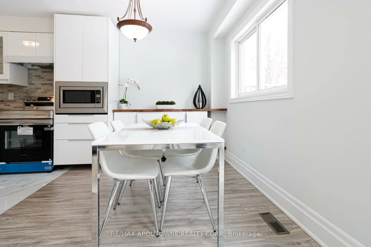 1532, Lancaster, 1005 - FA Falgarwood, Oakville