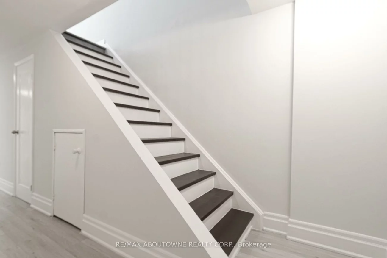 1532, Lancaster, 1005 - FA Falgarwood, Oakville