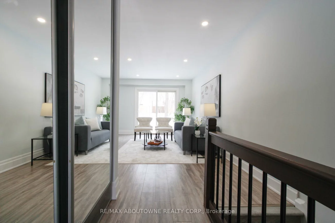 1532, Lancaster, 1005 - FA Falgarwood, Oakville