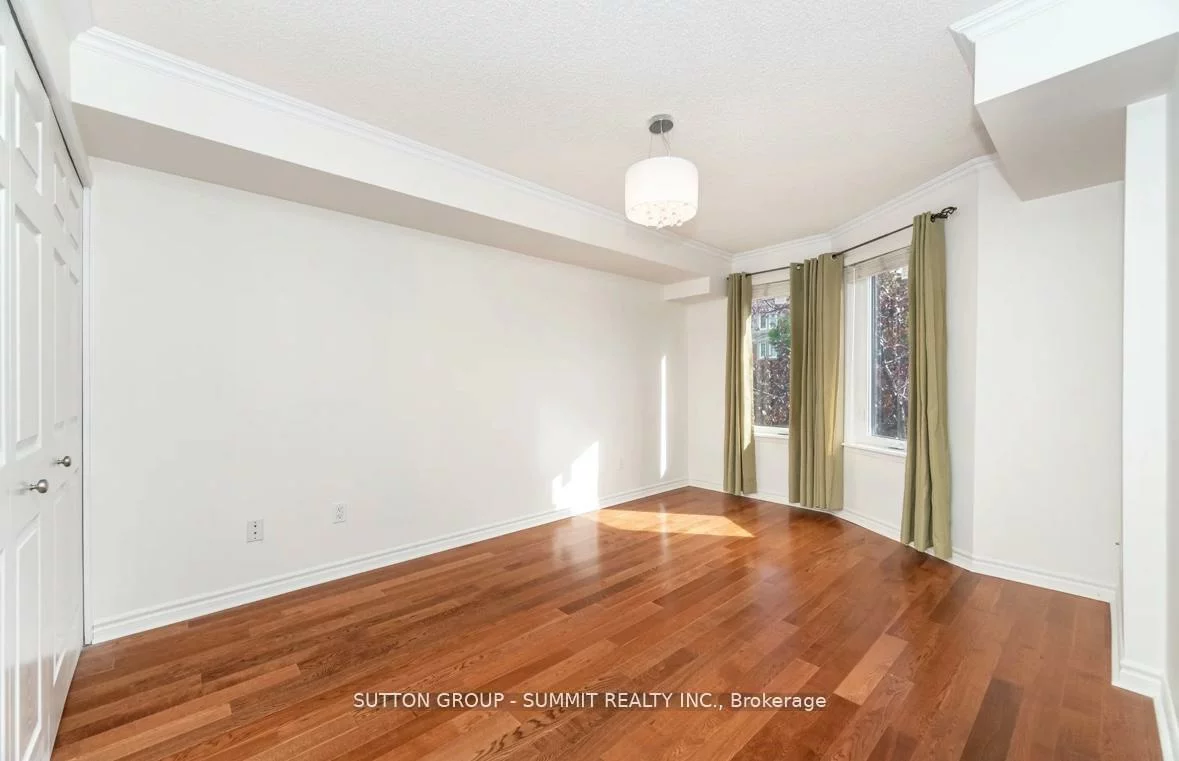 2300, Parkhaven, 1015 - RO River Oaks, Oakville